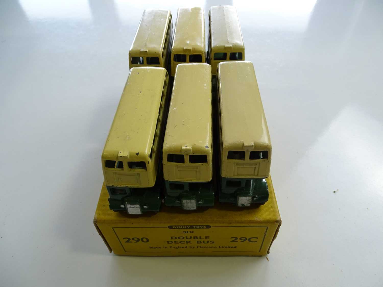 Lot 42 A DINKY 29C 290 Double Deck Bus Trade Box lot-42-a-dinky-29c-290-double-deck-bus-trade-box