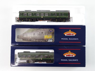 Lot 426 - A BACHMANN 32-900A OO gauge class 108 2 car...