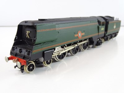 Lot 438 - A "HORNBY DUBLO neverwazza" 2260 2-rail...