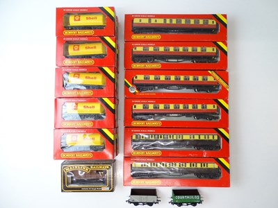 Lot 442 - A group of OO gauge wagons and coaches by...