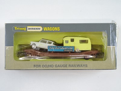 Lot 464 - A WRENN OO gauge W4652P Auto Distributors...