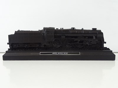 Lot 489 - A group of static steam locomotive models each...