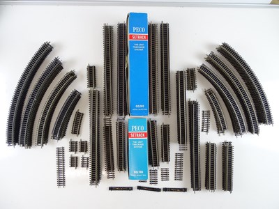 Lot 495 - A large quantity of PECO OO gauge track, short...