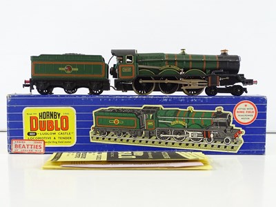 Lot 519 - A HORNBY DUBLO 3221 OO gauge 3-rail Castle...