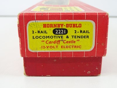 Lot 523 - A HORNBY DUBLO 2221 OO gauge Castle class...