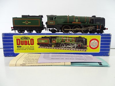 Lot 524 - A HORNBY DUBLO 3235 OO gauge 3-rail West...