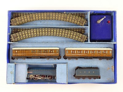 Lot 527 - A HORNBY DUBLO OO gauge EDP1 3-rail Passenger...