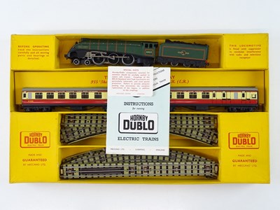 Lot 529 - A HORNBY DUBLO OO gauge P15 3-rail "The Flying...