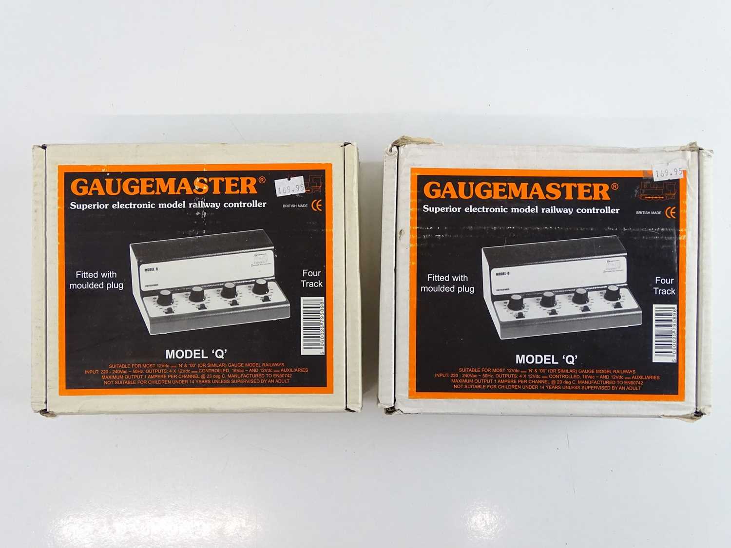 Lot 534 - A pair of GAUGEMASTER model Q four track...