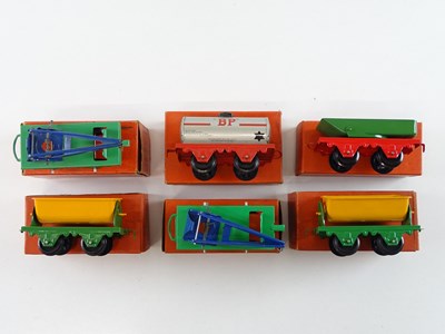 Lot 557 - A group of HORNBY O gauge wagons from the...