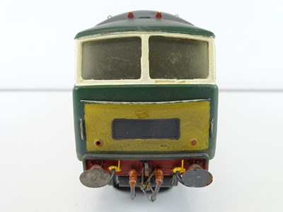 Lot 586 - A finescale O gauge kitbuilt class 35 Hymek...