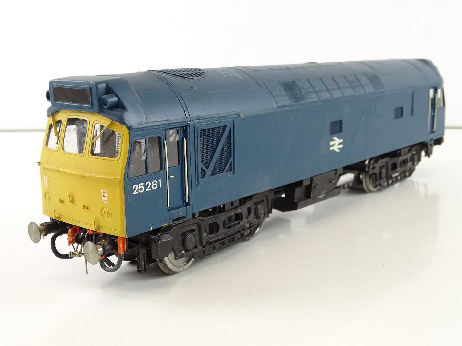 Lot 606 - A finescale O gauge kitbuilt class 25 diesel...