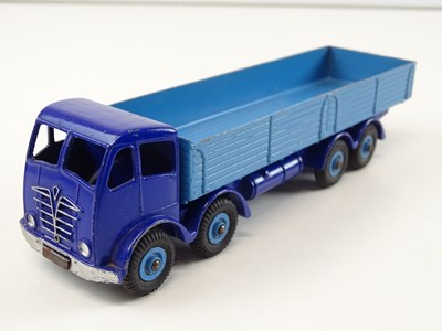 Lot 72 - A DINKY 901 Foden 8-wheel Wagon, 2nd style cab...