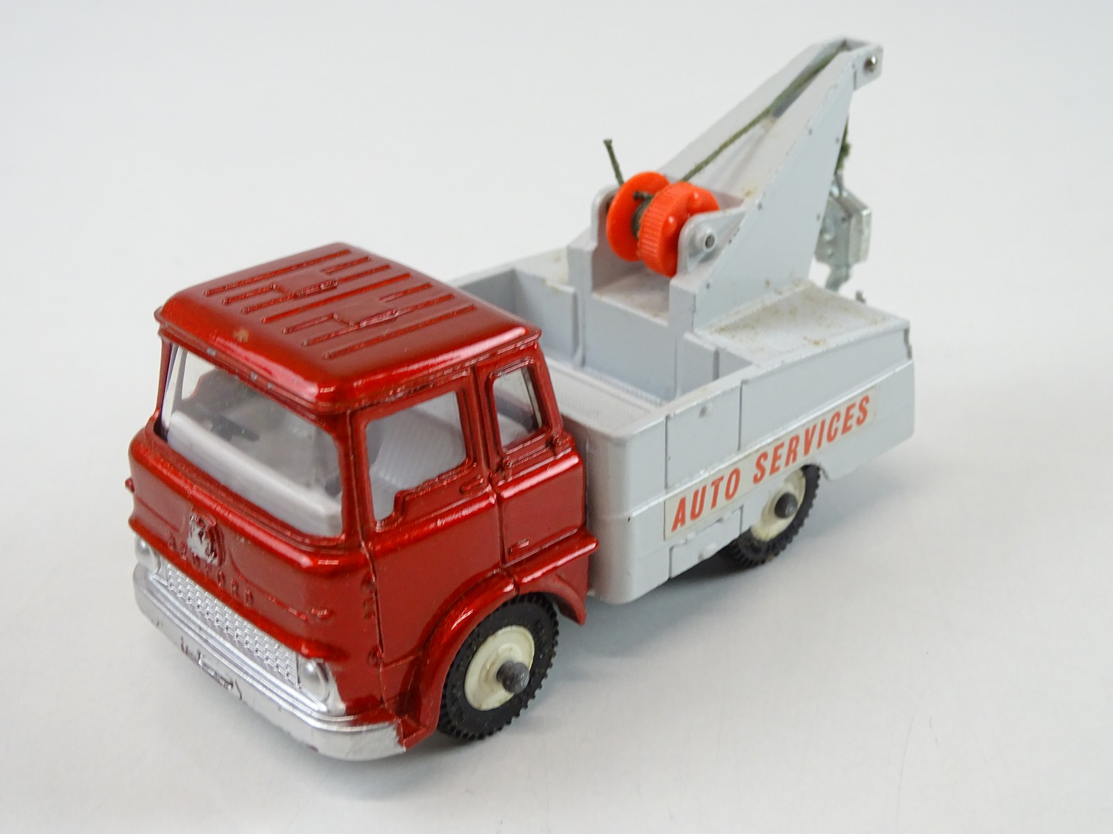Lot 92 - A DINKY 434 Bedford TK Crash Truck with