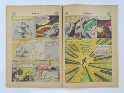 Lot 119 - SHOWCASE #8 (THE FLASH) - (1957 - DC) - KEY...