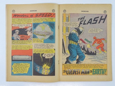 Lot 119 - SHOWCASE #8 (THE FLASH) - (1957 - DC) - KEY...