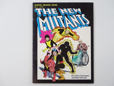 Lot 154 - NEW MUTANTS: MARVEL GRAPHIC NOVEL #4 (1982 -...