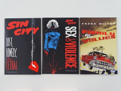 Lot 173 - SIN CITY LOT (3 in Lot) - (DARK HORSE/TITAN)...