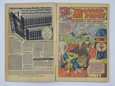 Lot 273 - X-MEN #5 - (1964 - MARVEL - UK Price Variant) -...