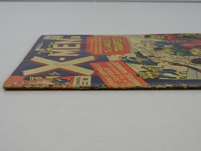 Lot 273 - X-MEN #5 - (1964 - MARVEL - UK Price Variant) -...