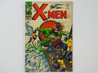 Lot 284 - X-MEN #21 - (1966 - MARVEL) - X-Men battle...