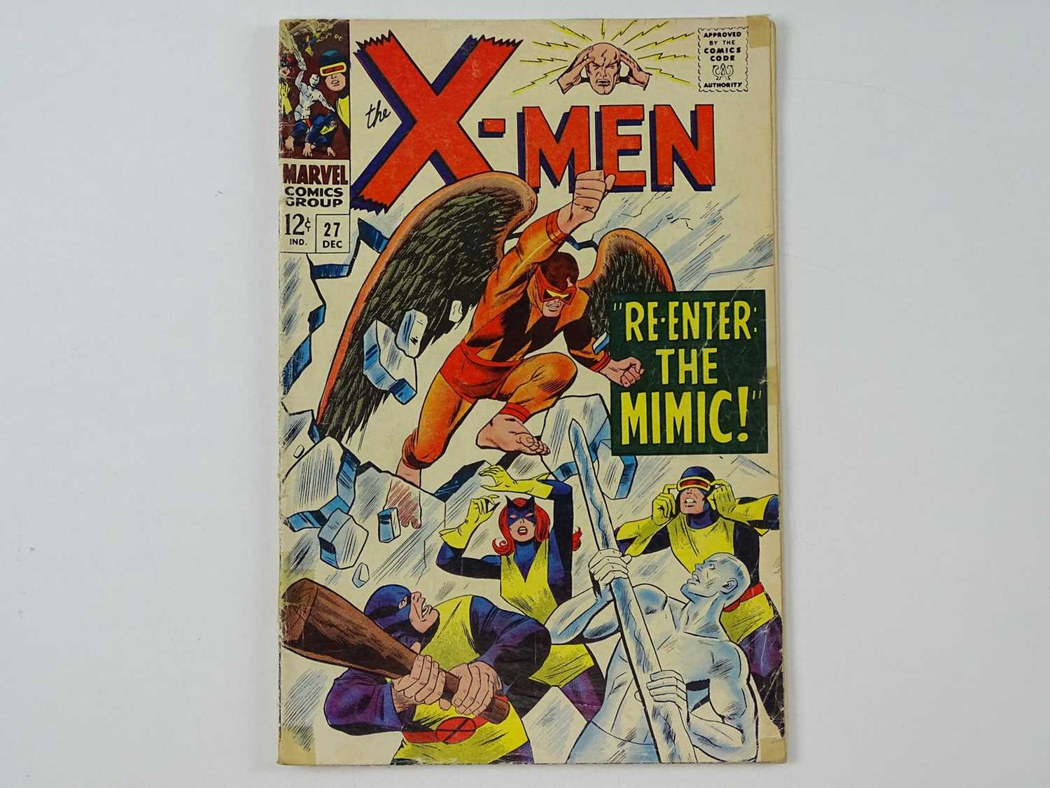 Lot 288 - X-MEN #27 - (1966 - MARVEL) - Mimic joins the...