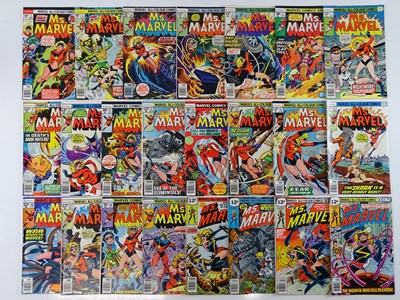 Lot 368 - MS. MARVEL #1, 2, 3, 4, 5, 6, 7, 8, 9, 10, 11,...