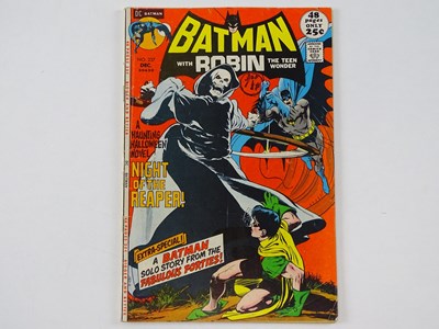 Lot 398 - BATMAN #237 - (1971 - DC - UK Cover Price) -...