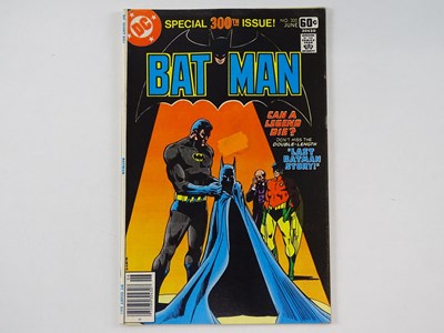 Lot 402 - BATMAN #300 - (1978 - DC - UK Cover Price) -...