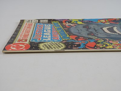 Lot 497 - JUSTICE LEAGUE OF AMERICA #184 - (1980 - DC -...