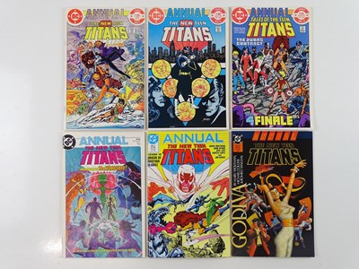 Lot 576 - TEEN TITANS LOT (6 in Lot) - (DC) - Includes...