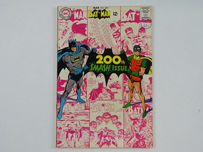 Lot 577 - BATMAN #200 - (1968 - DC - UK Cover Price) -...