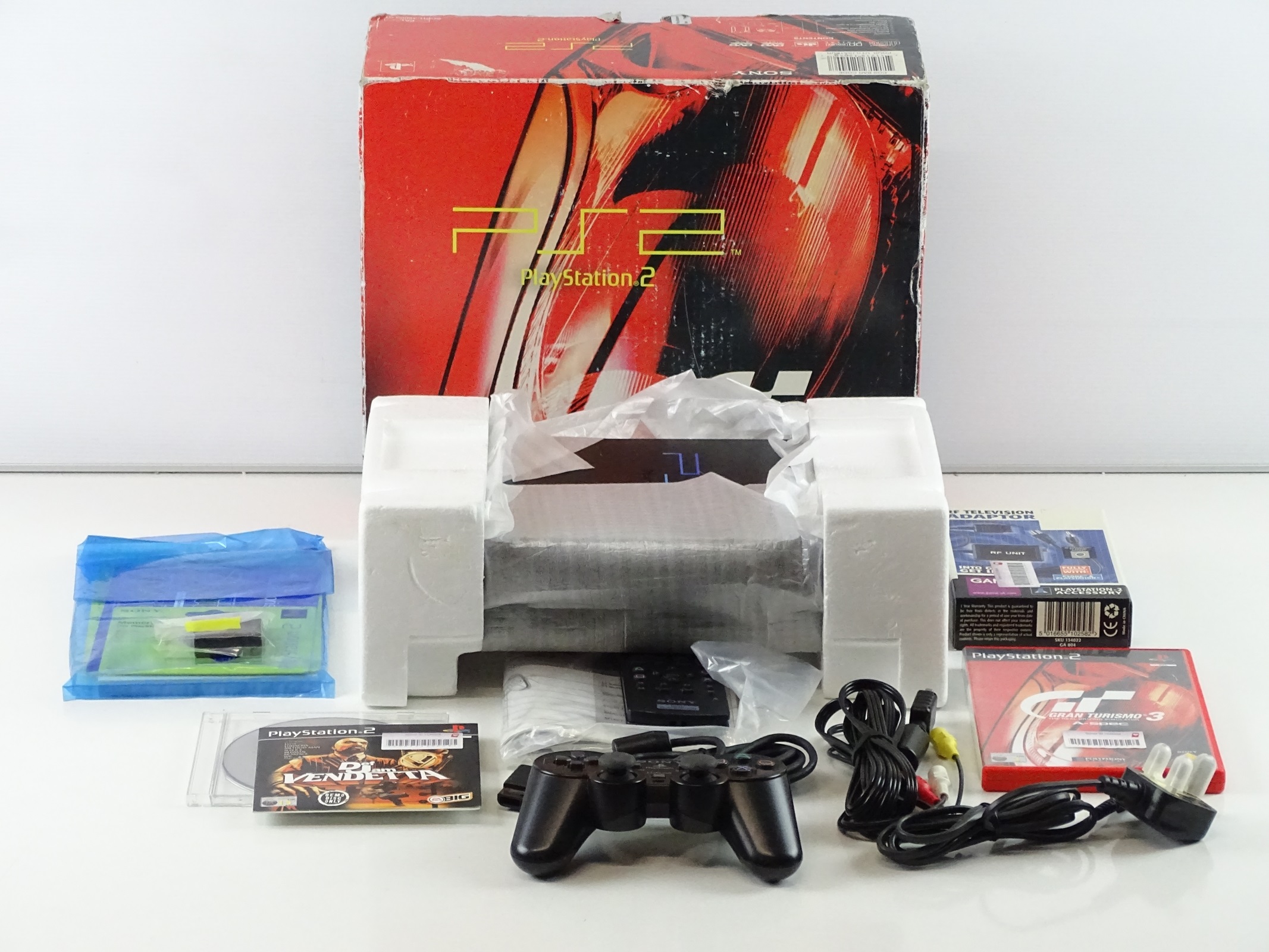 Lot 72 Playstation 2 console Gran Turismo 3 Racing
