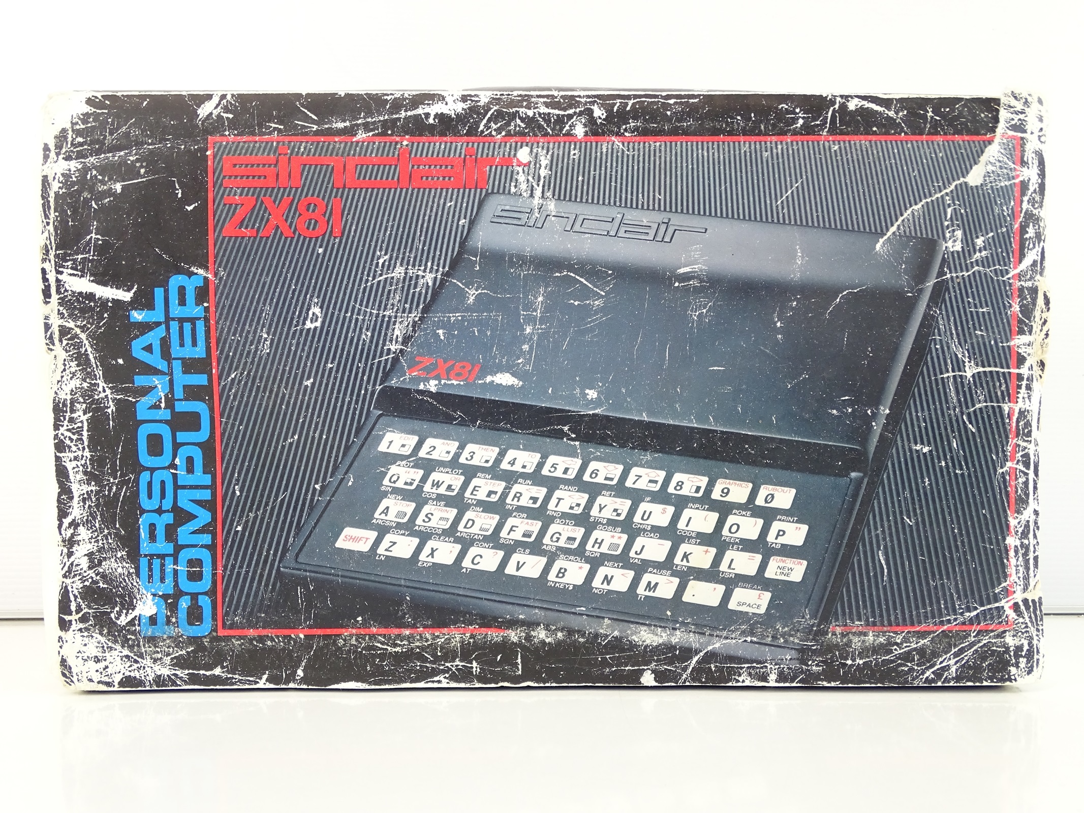 Lot 107 - Sinclair ZX81 Personal Computer - the