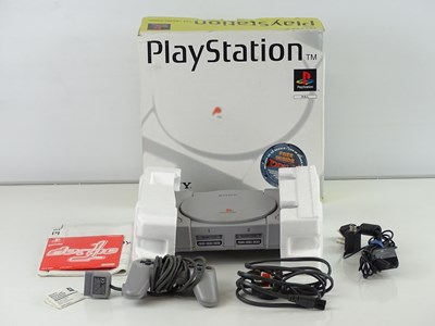 Lot 115 - Playstation original console - Sony's first...