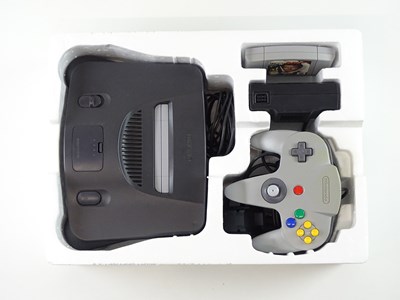 Lot 132 - Nintendo 64 console - Goldeneye (James Bond)...