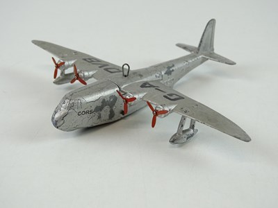 Lot 103 - A pair of pre-war DINKY 60R Empire Flying...