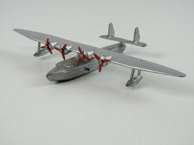 Lot 104 - A group of unboxed DINKY aircraft comprising a...