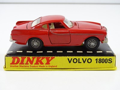 Lot 128 - A group of DINKY vehicles comprising a 116,...