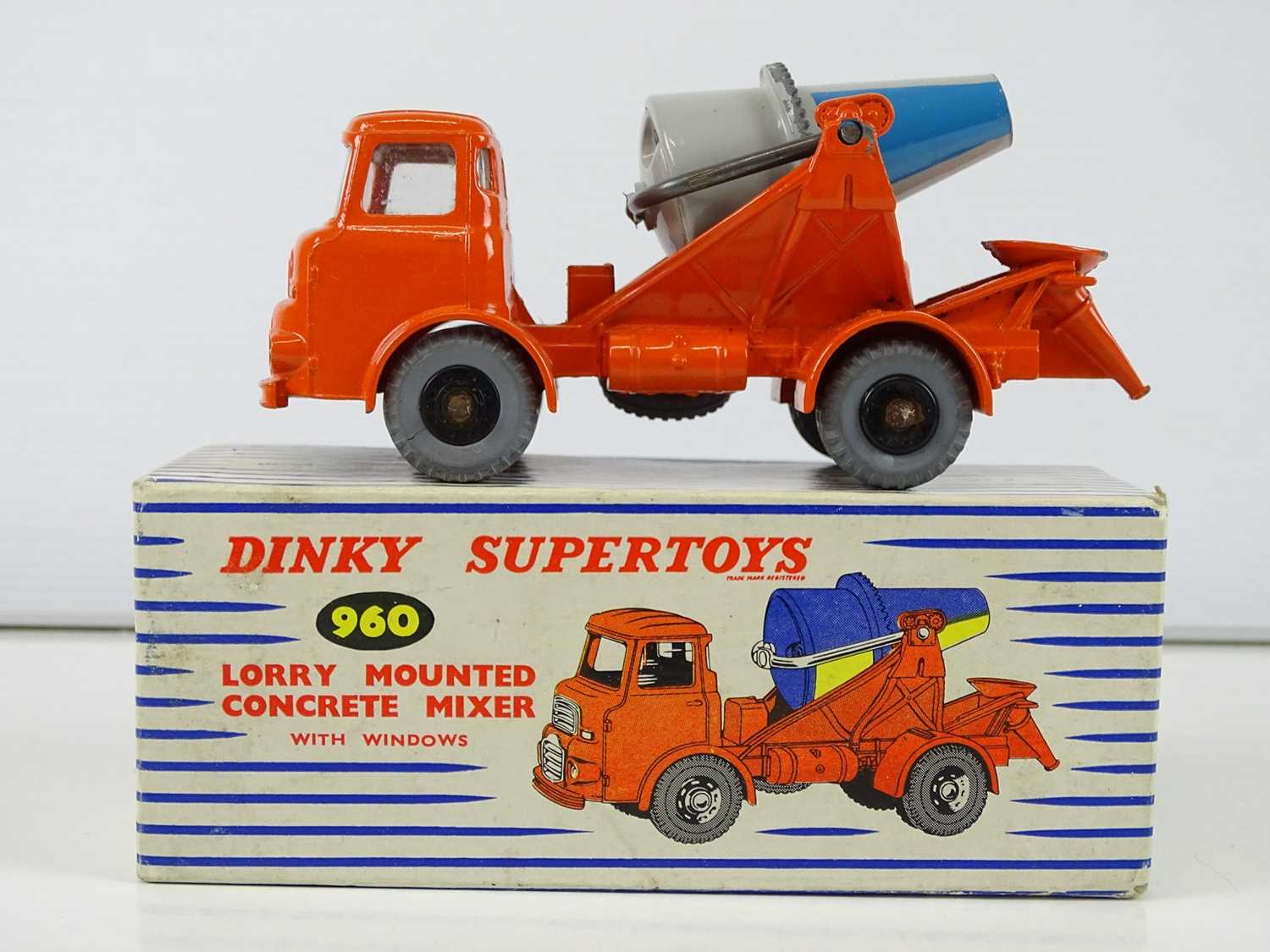 Lot 136 - A DINKY 960 Lorry Mounted Concrete Mixer,...