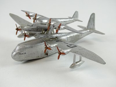 Lot 181 - A DINKY Toys wartime 63 Mayo Composite...