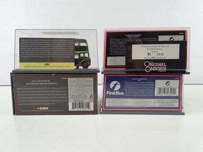 Lot 21 - A mixed group of 1:76 scale buses by Corgi OOC...