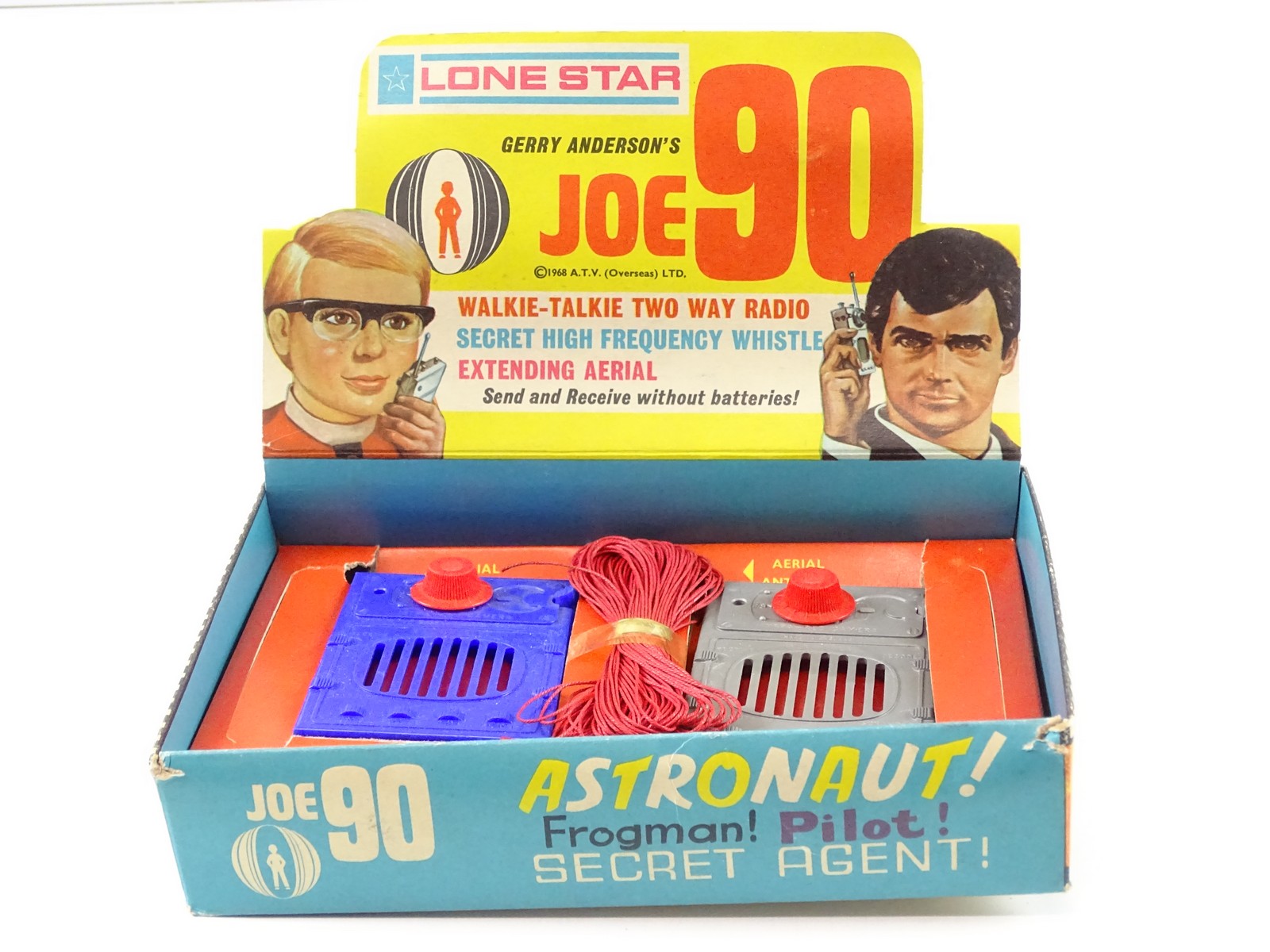 Lot 217 - A LONE STAR Gerry Anderson 'Joe 90' Walkie