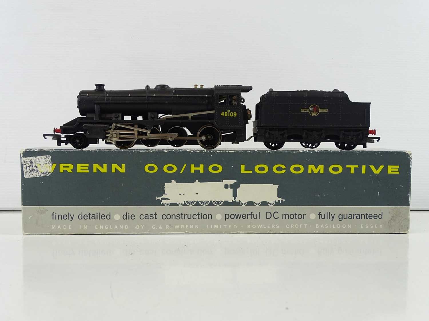 Lot 333 - A WRENN 2224 class 8F steam locomotive in BR...