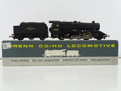 Lot 333 - A WRENN 2224 class 8F steam locomotive in BR...