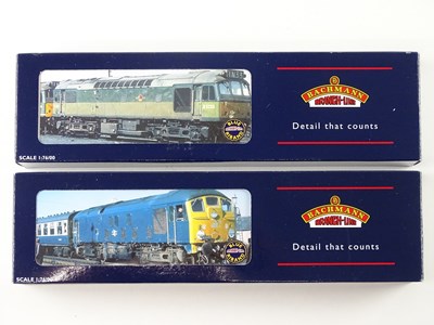 Lot 361 - A pair of BACHMANN OO Gauge class 24 / 25...