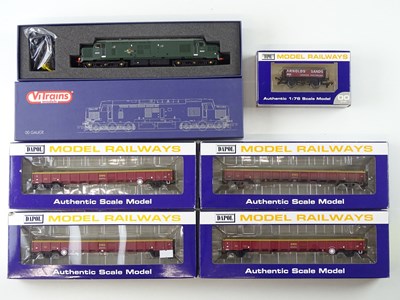 Lot 379 - A VITRAINS OO Gauge class 37 diesel locomotive...