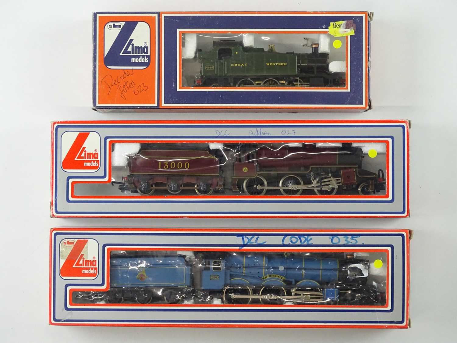 Lot 456 - A group of LIMA OO Gauge steam locomotives in...