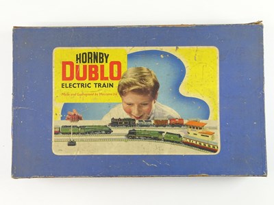 Lot 489 - A HORNBY DUBLO EDP-12 OO Gauge 3-rail train...