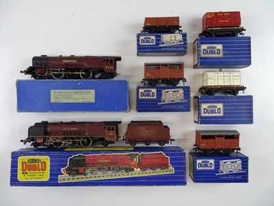 Lot 499 - A small group of HORNBY DUBLO OO Gauge 3-rail...